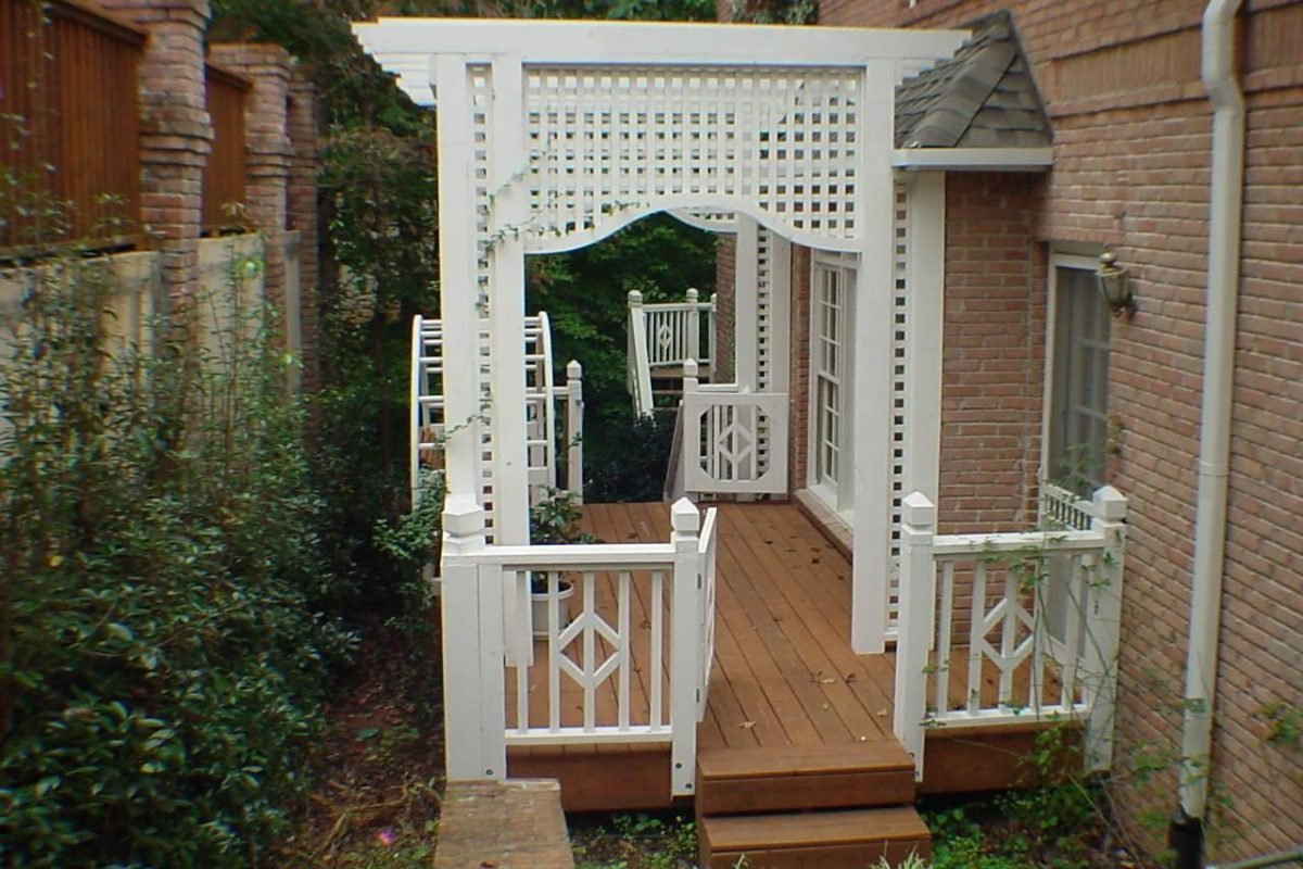 bd202844-2c41-4d3a-9Walkway Arbora14-0e2b338f0461